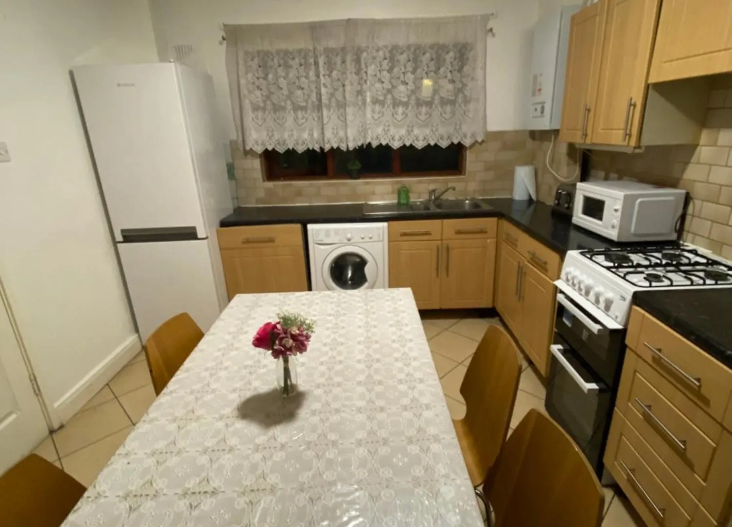 Cosy 3 Bedroom House Near Stratford,Olympic Park, E15 Londra